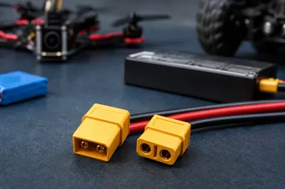 XT60コネクタって何？